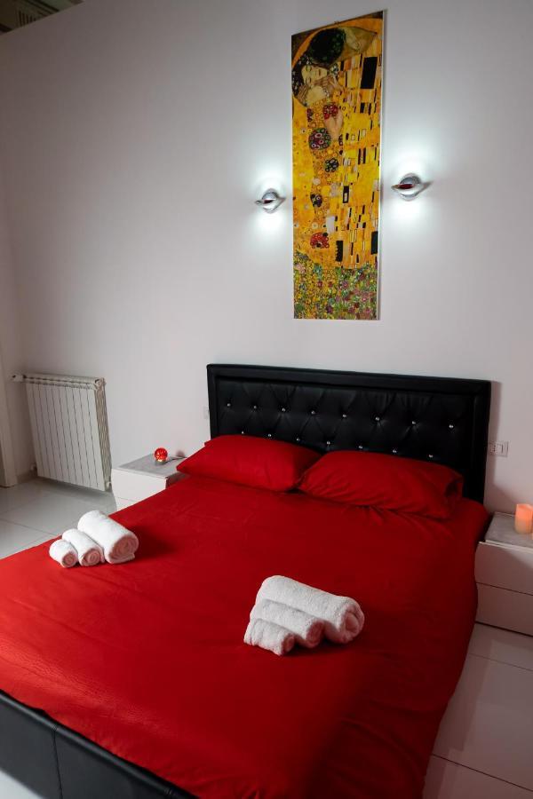 Roma Castel Nepi Home Near Colosseo المظهر الخارجي الصورة